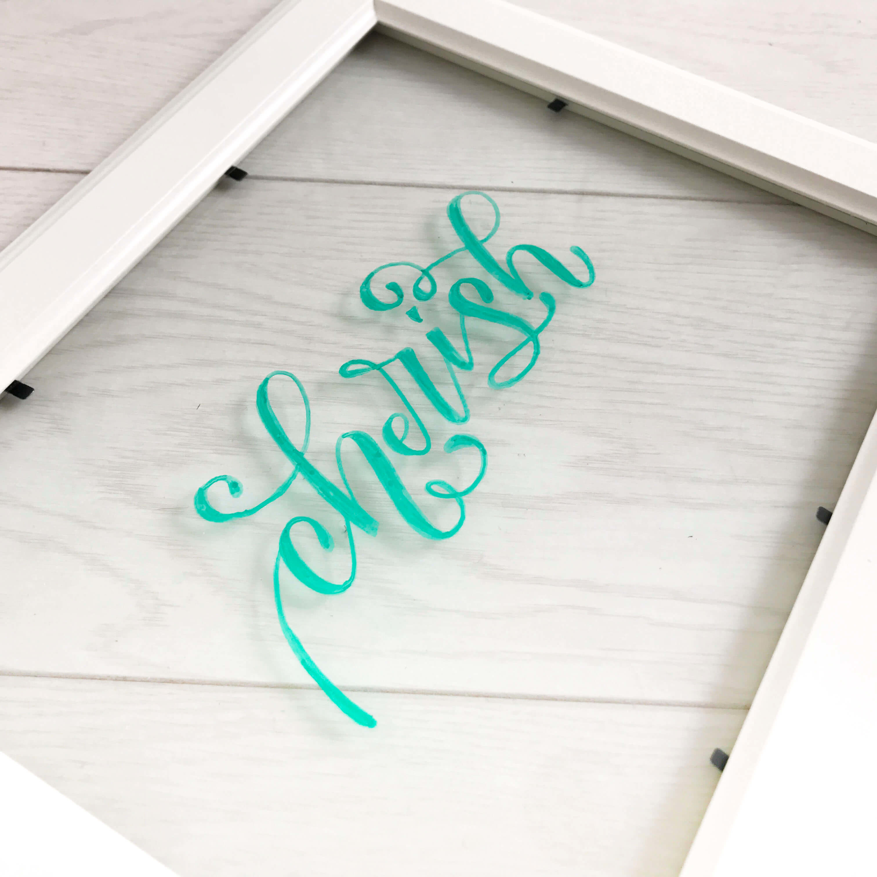 Take your lettering skills to the next level with this advanced online power course from amandaarneill.com taught by Amanda Arneill and Alisse Courter where you will learn how to successfully use and blend colors, embellish your letters and letter on different surfaces like glass, chalkboard, wood and canvas to create stunning pieces.